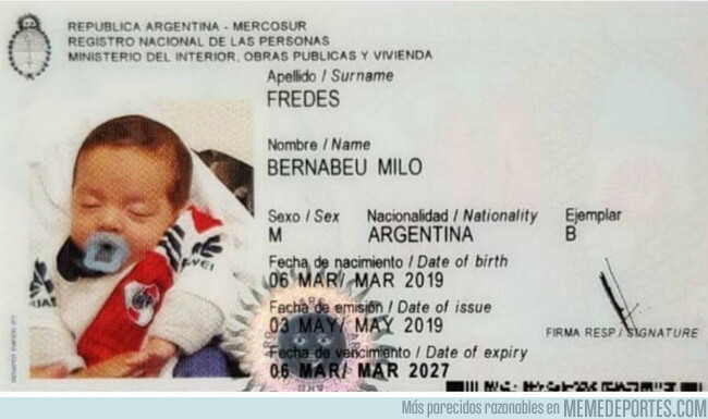1076715 - A este nene le pusieron 'Bernabéu' por la final de la Libertadores