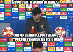 Enlace a El buen rollo de Klopp con Guardiola en la rueda de prensa