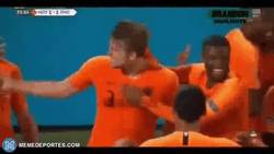 Enlace a GIF: De Jong aún está esperando a que De Ligt le choque la mano