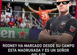 Enlace a Rooney ha marcado desde su campo esta madrugada
