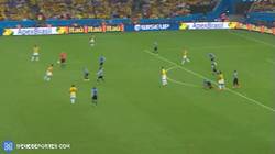 Enlace a Hoy hace 5 años James anotó este gol Puskas en el Maracaná