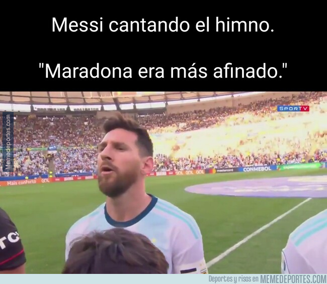1079498 - Maradona lo canta mejor