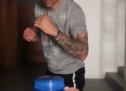 Enlace a Dimitar Berbatov ha ganado el bottle cap challenge