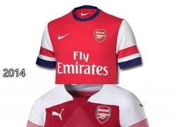 Enlace a En menos de 5 años el Arsenal ha tenido 3 proveedores distintos. ¿Quién lo hace mejor?