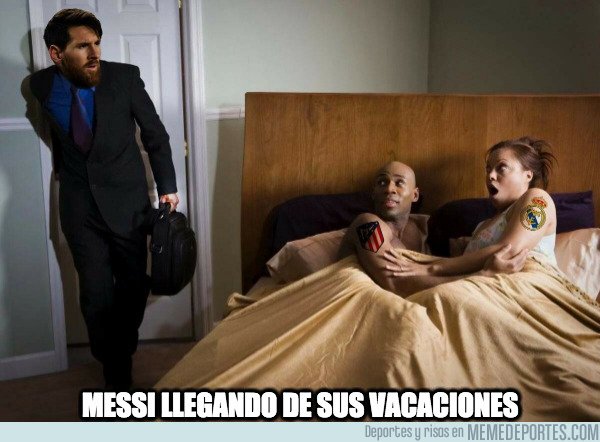 1082121 - Messi volviendo de sus vacaciones