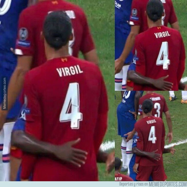 1083465 - N'Golo Kanté marcando a Virgil van Dijk en un tiro de esquina.  1.68 m vs 1.93 m.