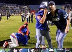 Enlace a No aprendemos. Un partido de fútbol en Honduras termina con 4 muertos y 8 heridos