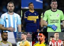 Enlace a Demasiado épico: En Argentina todos los capitanes rasgaron su camiseta y pusieron su pulgar dentro en honor al Tata Brown