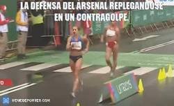 Enlace a O eres fan del Arsenal o eres feliz, pero las 2 cosas no.