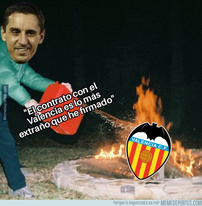 1085966 - Gary Neville aparece ahora para echar más leña al fuego del Valencia
