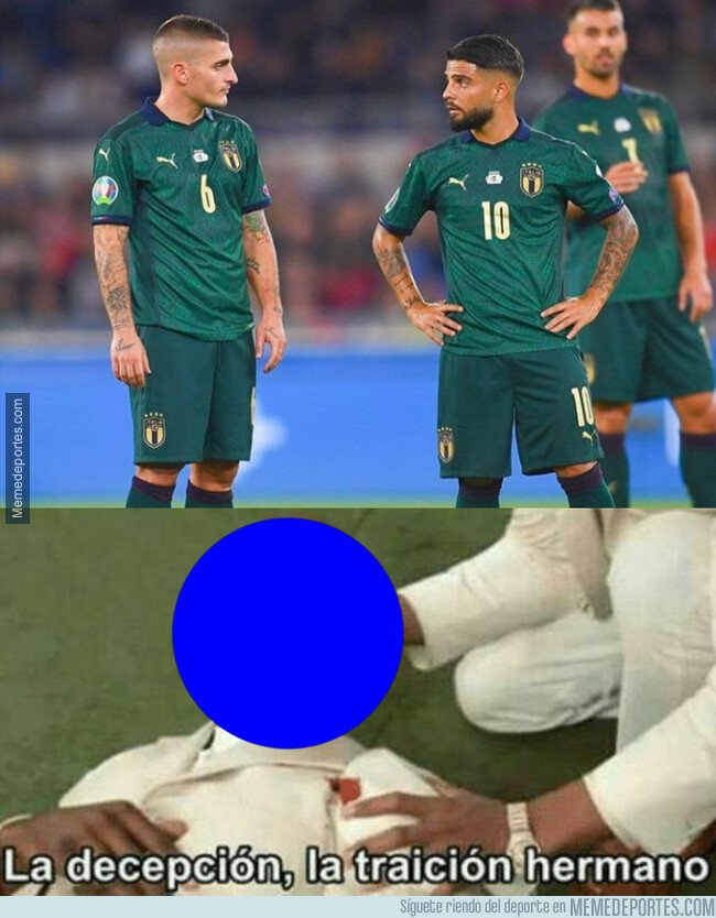 1088405 - Qué extraña se ve la selección italiana vestida de verde