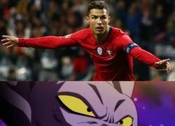 Enlace a Cuando ves que CR7 llegó a 700 goles