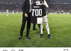 Enlace a A Messi no le gustará que a Junior le gusten los 700 goles de Cristiano