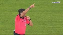 Enlace a Antirecord: El portero Serkan Kirintili del Konyaspor turco fue expulsado a los 13 segundos de partido