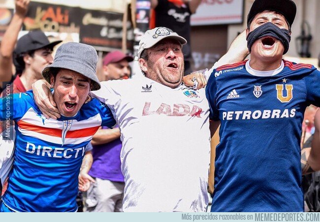 1089429 - La situación en Chile es tan seria q ue fans de la U Católica, Colo Colo y la U de Chile han salido a marchar juntos