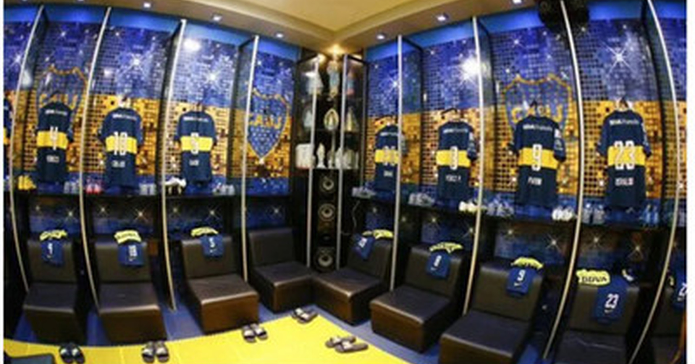 Vestuario de futbol outlet