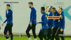 Enlace a Sigue el lío: Nuevo capítulo en el que se ve que Messi y Griezmann no se llevan muy bien