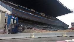 Enlace a Ya puedes atravesar el césped del Calderón si pasas por la autopista.