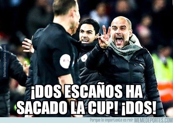 1090747 - Guardiola estaba pendiente de otras cosas en Anfield