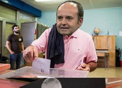 Enlace a Encuentran en Talavera un voto con la foto de Mourinho. Tenemos a un principal sospechoso.