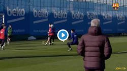Enlace a La jugada de Dembelé en el entrenamiento al más puro estilo Messi que está ilusionando a todos los culés