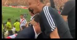 Enlace a El desmayo de Julio Cesar después del segundo gol de Gabigol, pedazo de susto