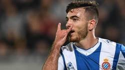 Enlace a El novio de una chica pilla a Víctor Campuzano del Espanyol dándole likes a su novia en Instagram y le recibe así en el aeropuerto