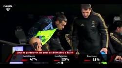 Enlace a Tremendo: Lo que hace Bale en el Bernabéu segundos después de ver como todo el mundo le empieza a pitar al saltar a calentar