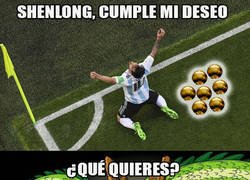 Enlace a Y un día Messi reunió los 7 balones de oro