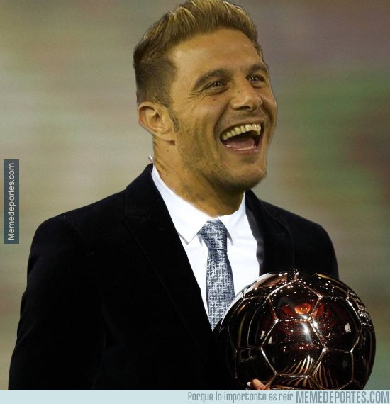 1092983 - A su gran actuación, Joaquín, Balón de Oro