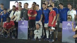 Enlace a Que grande Messi chiquito
