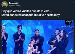 Enlace a Cada uno se gana la vida como puede