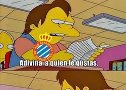 Enlace a Con el descenso en la nuca