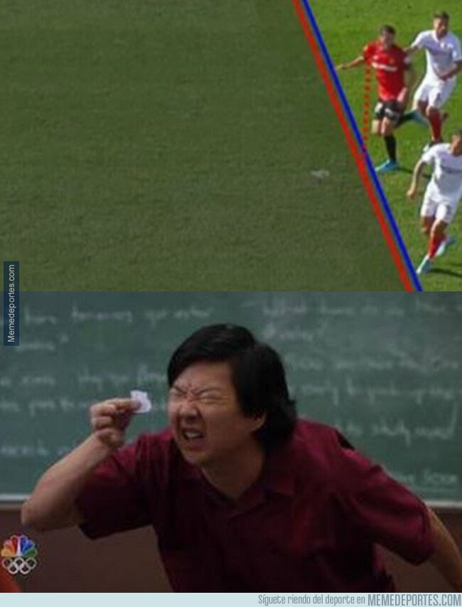 1094178 - El VAR tuvo que esmerarse para ver fuera de juego en esa acción