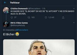 Enlace a La madre de esta chica invocando a Manolo Lama