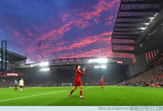 1096220 - La postal del día en Anfield