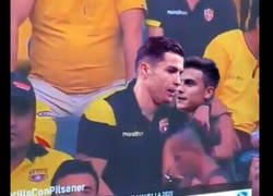 Enlace a Dybala y CR7 pillados en Ecuador...