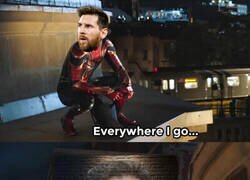 Enlace a Messi llegando a Nápoles