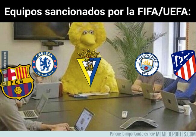 1099862 - La FIFA sanciona al Cádiz sin fichar, como si fuera una gran potencia económica