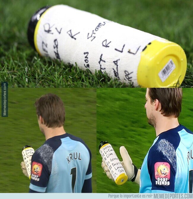 1100061 - Tim Krull apuntó en su termo las direcciones donde los jugadores del Tottenham suelen tirar sus penaltis. Atajó 2 y clasificó al Norwich.