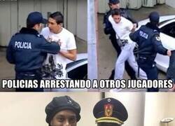 Enlace a Deme sus huellas... Y un autógrafo