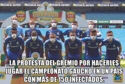 Enlace a Así salió a jugar Gremio en modo de protesta