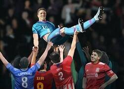 Enlace a Hoy cumple 36 años la leyenda Fernando Torres, por @brfootball