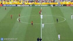 Enlace a Aquel día que Tahiti jugaba contra España en la confederaciones y despejaron en el saque inicial