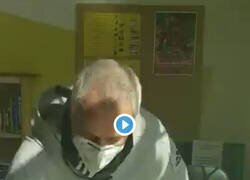 Enlace a El maravilloso gesto de Mourinho en un centro de mayores durante la crisis del coronavirus en Londres del que todo el mundo está hablando