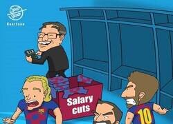Enlace a Los recortes han llegado a Can Barça, por @koortoon