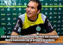 Enlace a También hay heroes futbolistas en todo esto.