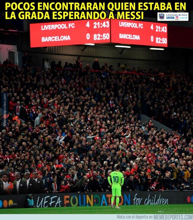 1103104 - Alguien había en la grada