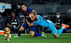 Enlace a No es la primera vez que paran a Messi de forma brusca