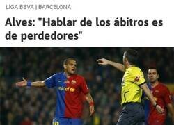 Enlace a Dani escupe para arriba y le cae en la cara